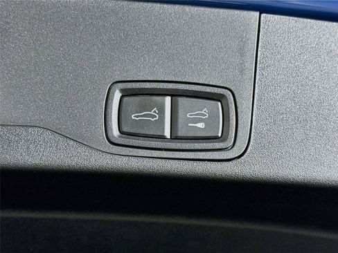 Used 2024 Porsche Taycan 4S AWD/4WD image 23