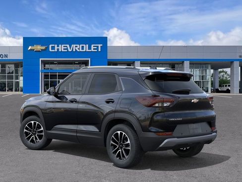 New 2026 Chevrolet TrailBlazer LT w/ Convenience Package image 3