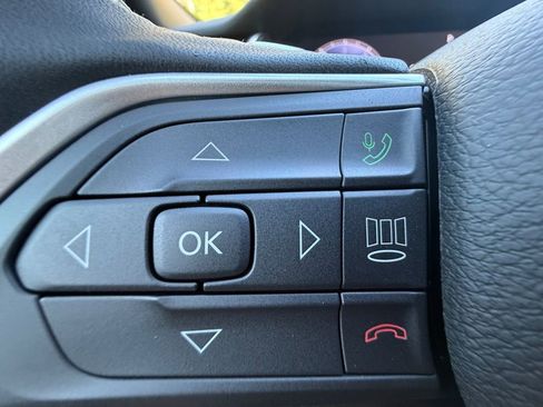 New 2025 Jeep Grand Cherokee L Laredo w/ Luxury Tech Group I image 17