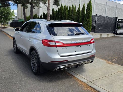 Used 2016 Lincoln MKX Reserve w/ Luxury Package AWD/4WD image 7