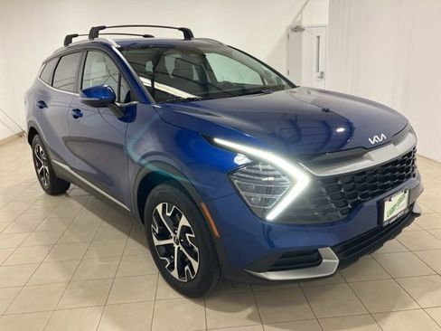 Used 2024 Kia Sportage EX image 7