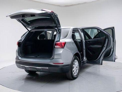 Used 2023 Chevrolet Equinox LT image 21
