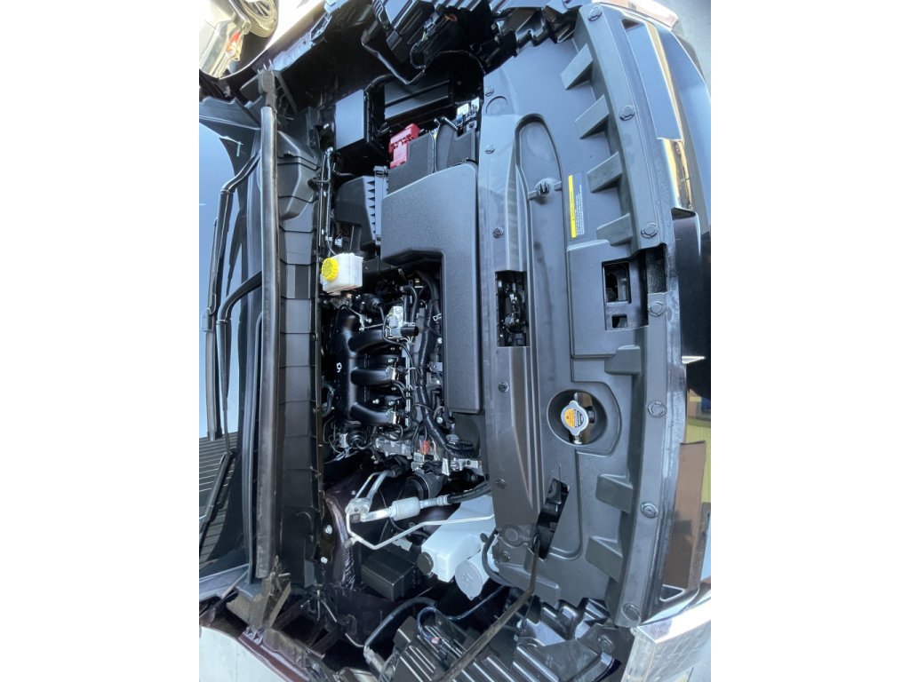 Used 2024 Nissan Pathfinder SV w/ Lighting Package (N92) FWD image 46