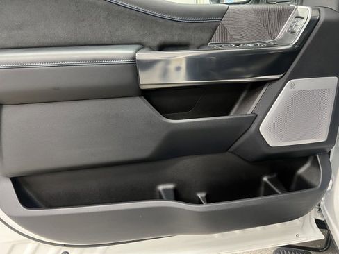 Used 2025 Ford F450 Platinum w/ FX4 Off-Road Package image 25