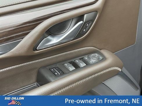 Certified 2022 GMC Yukon XL Denali w/ Denali Premium Package AWD/4WD image 17
