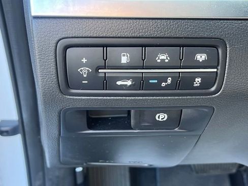 Used 2017 Genesis G80 3.8 w/ Option Group 02 image 23