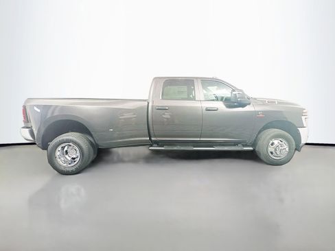 New 2026 RAM 3500 Tradesman AWD/4WD image 8