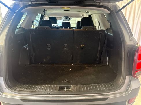 Used 2020 Hyundai Palisade SE FWD image 14