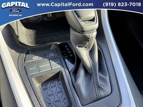 Used 2024 Toyota RAV4 XLE image 28