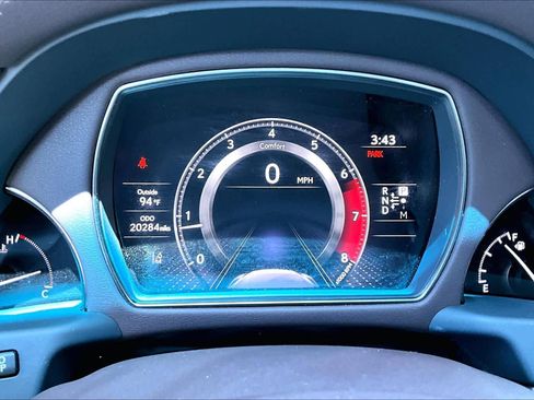 Used 2020 Lexus LS 500 w/ Accessory Package (Z2) RWD image 24