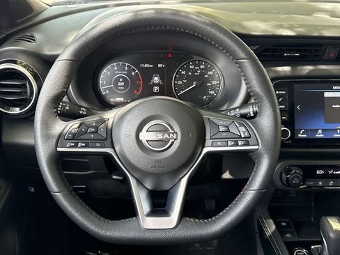 Used 2024 Nissan Kicks SR w/ Interior Electronics Package FWD image 15