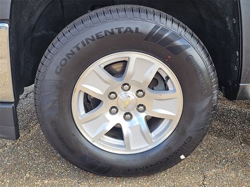 Used 2018 Chevrolet Silverado 1500 LT image 28