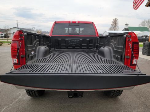 Used 2018 RAM 2500 Laramie w/ Cold Weather Group image 14