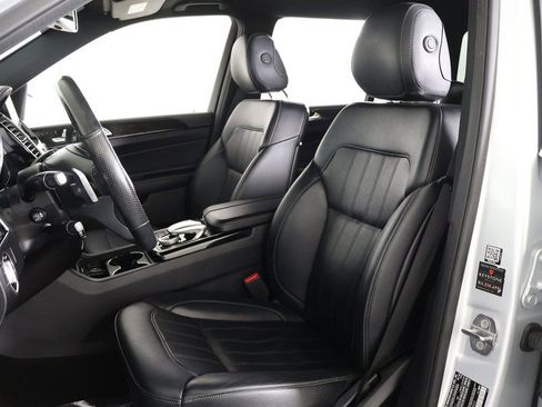 Used 2018 Mercedes-Benz GLS 450 4MATIC image 34