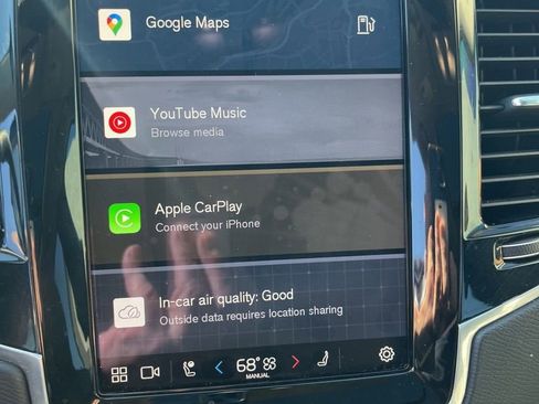 Certified 2023 Volvo XC90 B6 Plus image 11