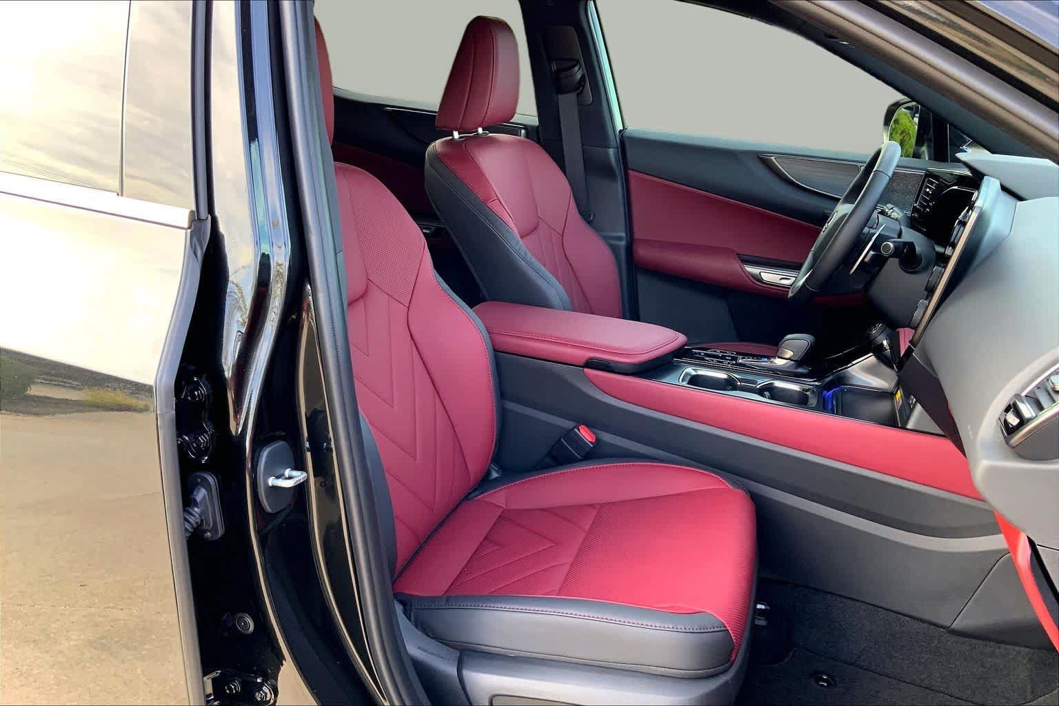 Used 2026 Lexus NX 350 AWD w/ Cold Area Package image 8
