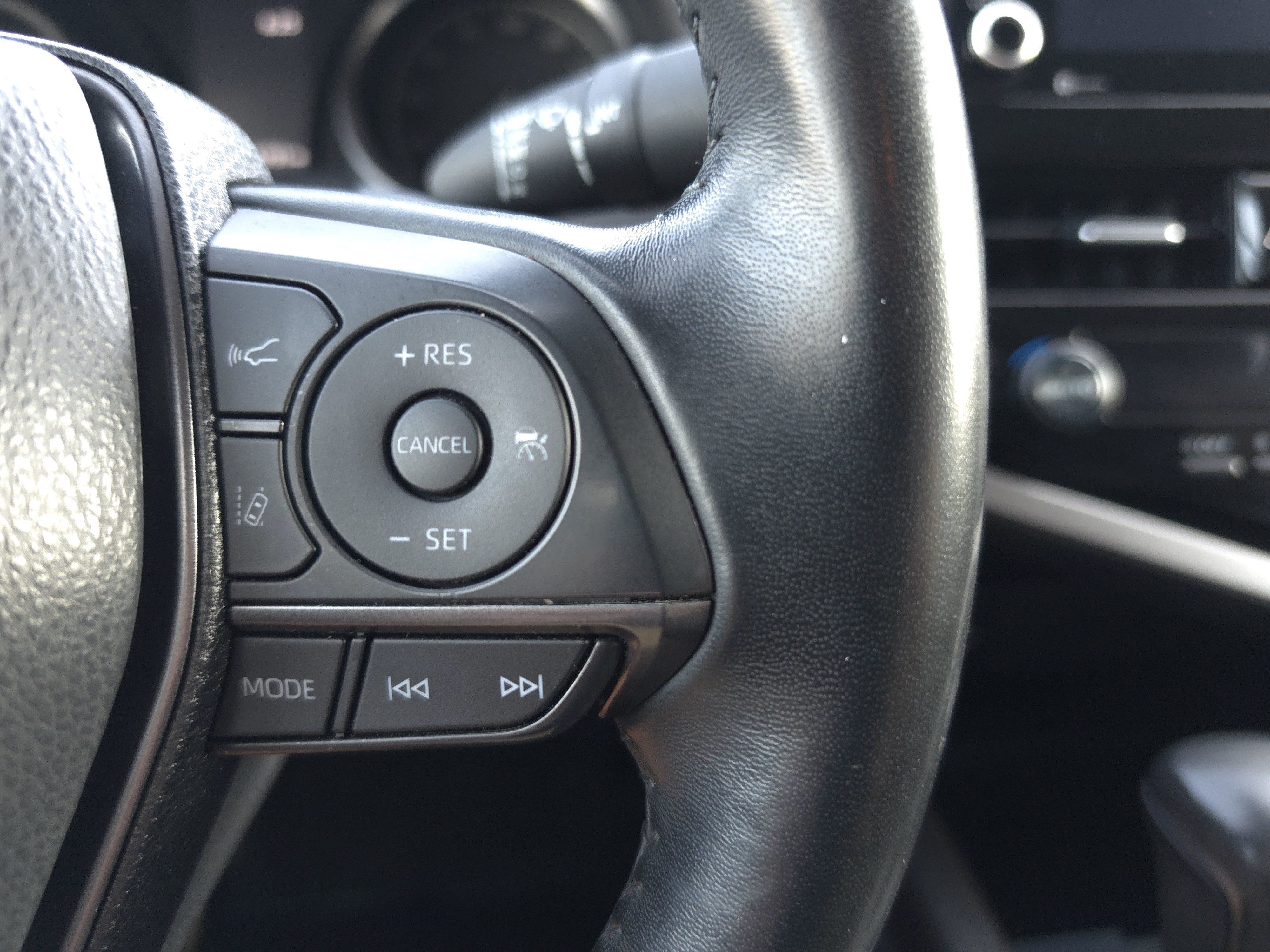 Used 2025 Nissan Altima 2.5 SV FWD image 19