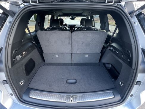 New 2025 Jeep Grand Cherokee L Overland w/ Luxury Tech Group IV AWD/4WD image 9