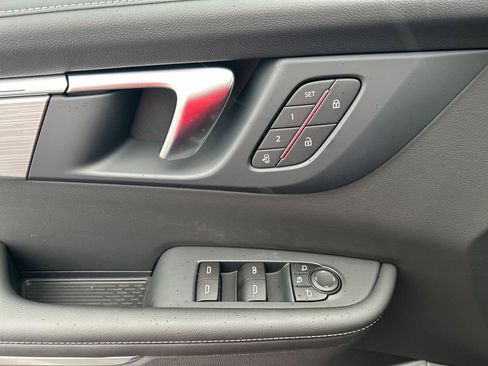 New 2026 Buick Enclave Preferred image 12