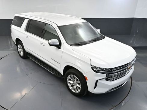 Used 2023 Chevrolet Suburban Premier image 67