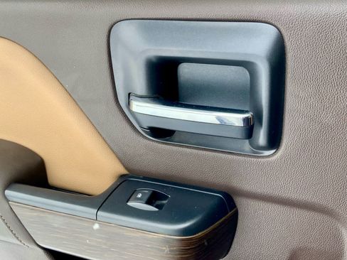 Used 2018 GMC Sierra 1500 Denali image 46