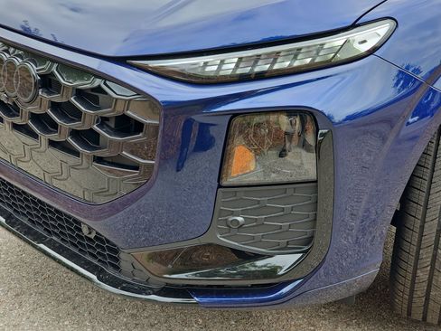 New 2026 Audi Q3 quattro 2.0T AWD/4WD image 34