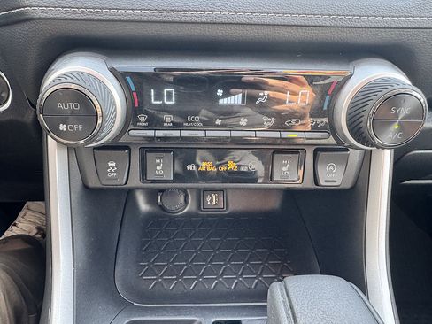 Certified 2024 Toyota RAV4 XLE w/ Convenience Package AWD/4WD image 18