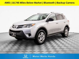 Used 2014 Toyota RAV4 LE video 1