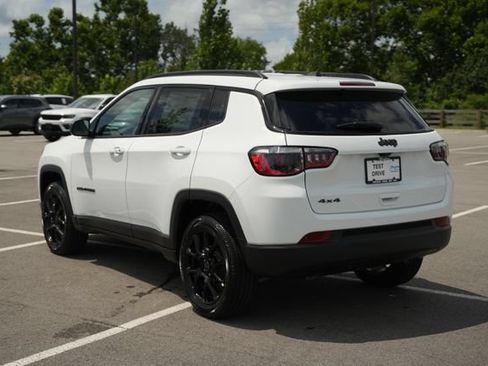 New 2026 Jeep Compass Latitude AWD/4WD image 5