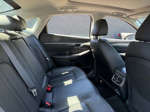 Used 2023 Hyundai Sonata Limited image 17