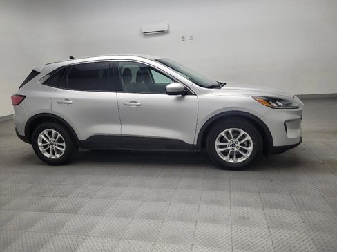 Used 2020 Ford Escape SE FWD image 11