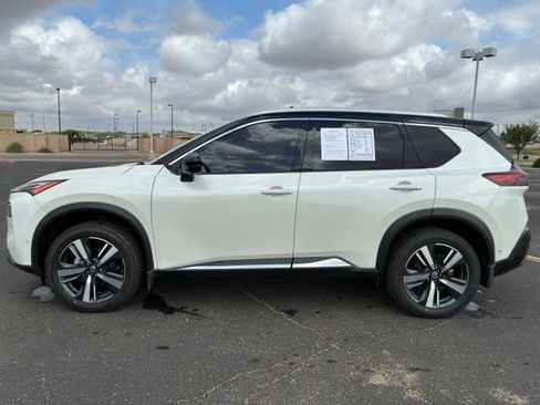 Certified 2021 Nissan Rogue Platinum AWD/4WD image 3