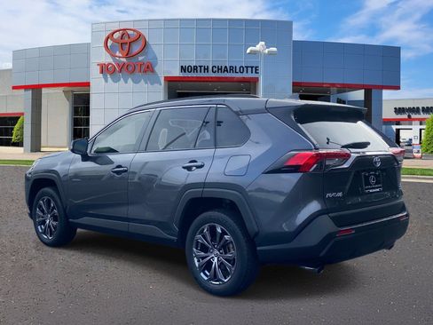 Used 2023 Toyota RAV4 XLE Premium AWD/4WD image 4