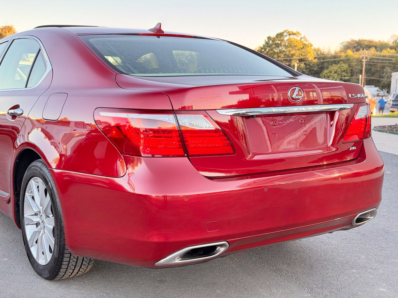 Used 2011 Lexus LS 460 AWD w/ Luxury Value Edition image 16