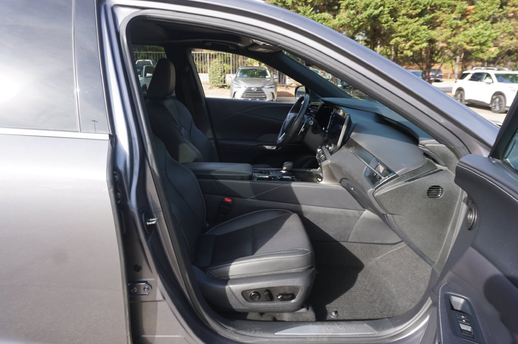 Used 2023 Lexus RX 350 Premium Plus w/ Accessory Package AWD/4WD image 19