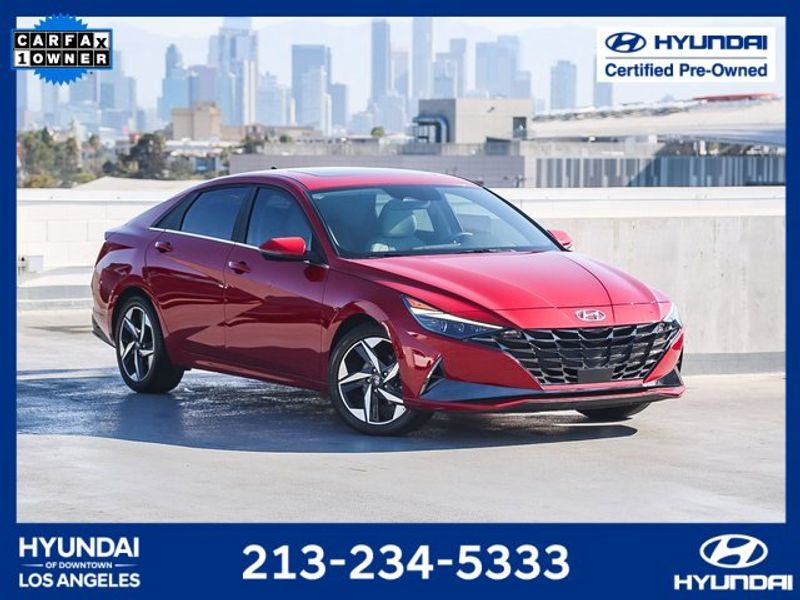 Certified 2023 Hyundai Elantra Limited w/ Preferred Accessory Package image 1