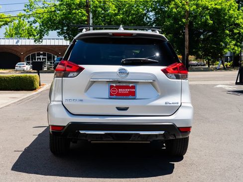 Used 2018 Nissan Rogue SL AWD/4WD image 5