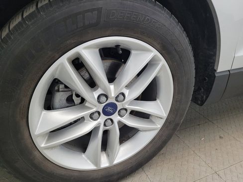 Used 2016 Ford Edge SEL w/ Equipment Group 201A image 31