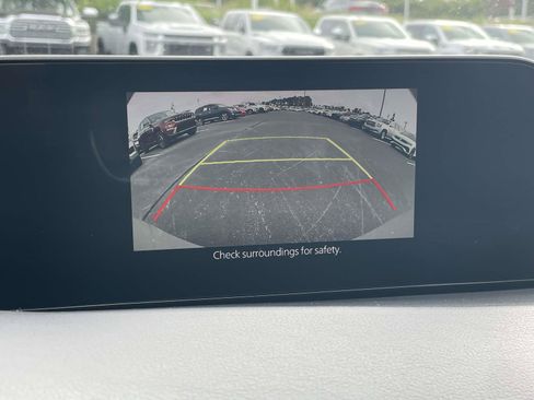 Used 2023 MAZDA MAZDA3 s FWD image 26