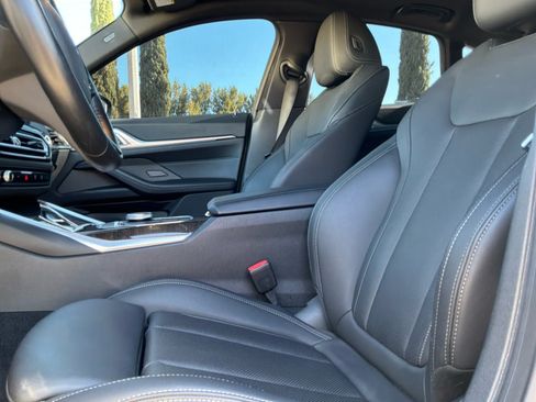 Used 2023 BMW i4 eDrive35 RWD image 18