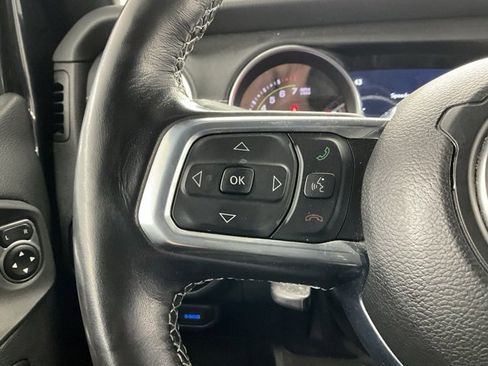 Used 2023 Jeep Wrangler Unlimited Sahara w/ Cold Weather Group image 17