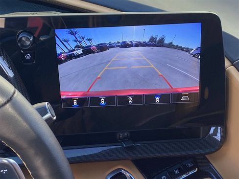 Used 2021 Chevrolet Corvette Stingray Premium Cpe w/ Z51 Performance Package image 25