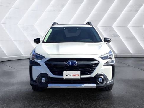 Used 2023 Subaru Outback Limited image 2