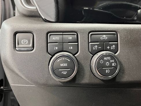 Used 2024 Chevrolet Silverado 1500 RST AWD/4WD image 30