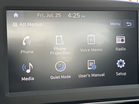 New 2025 Hyundai Elantra SE FWD image 18