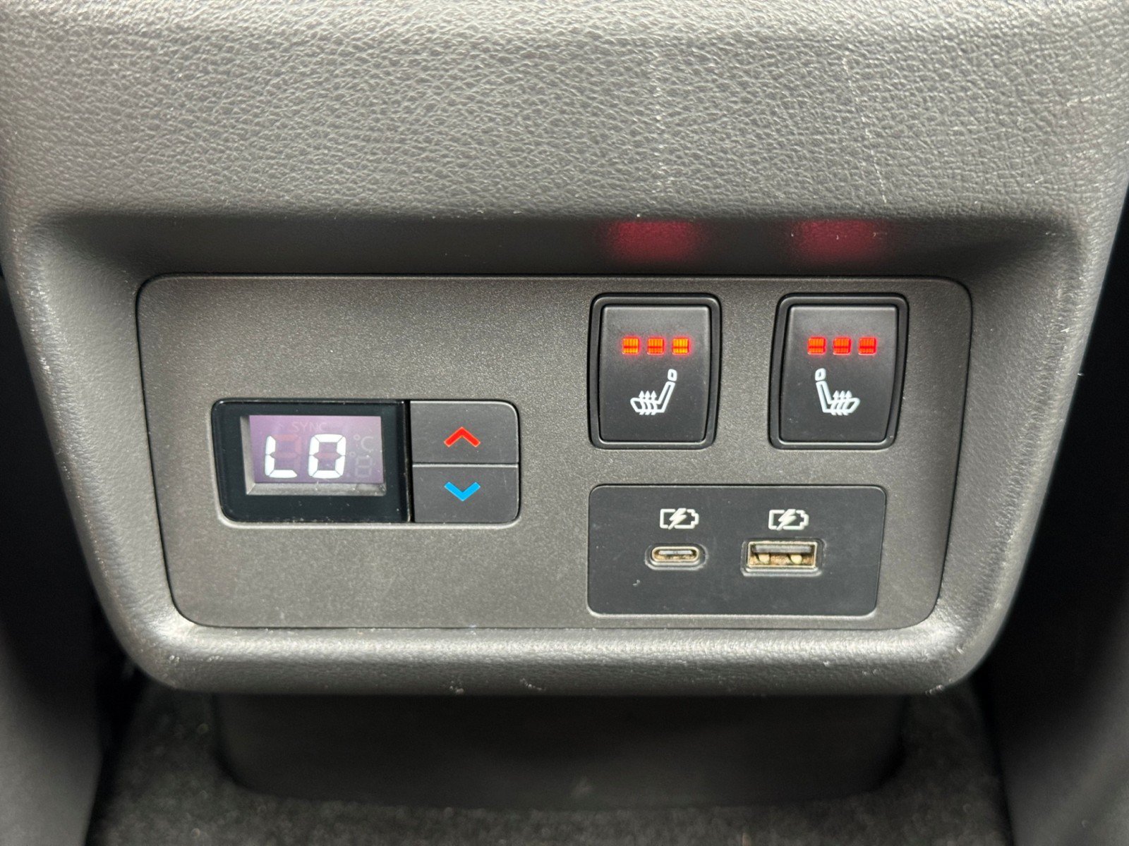 Used 2021 Nissan Rogue Platinum FWD image 29