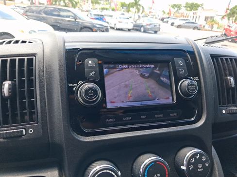 Used 2021 RAM ProMaster 2500 FWD image 24