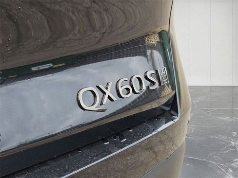 New 2026 INFINITI QX60 Sport image 10