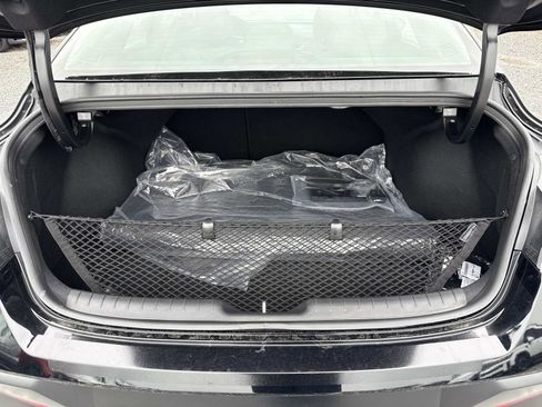 New 2026 Hyundai Elantra Limited image 12