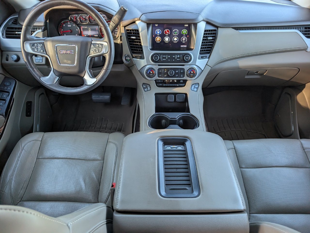 Used 2016 GMC Yukon SLT w/ Open Road Package AWD/4WD image 9